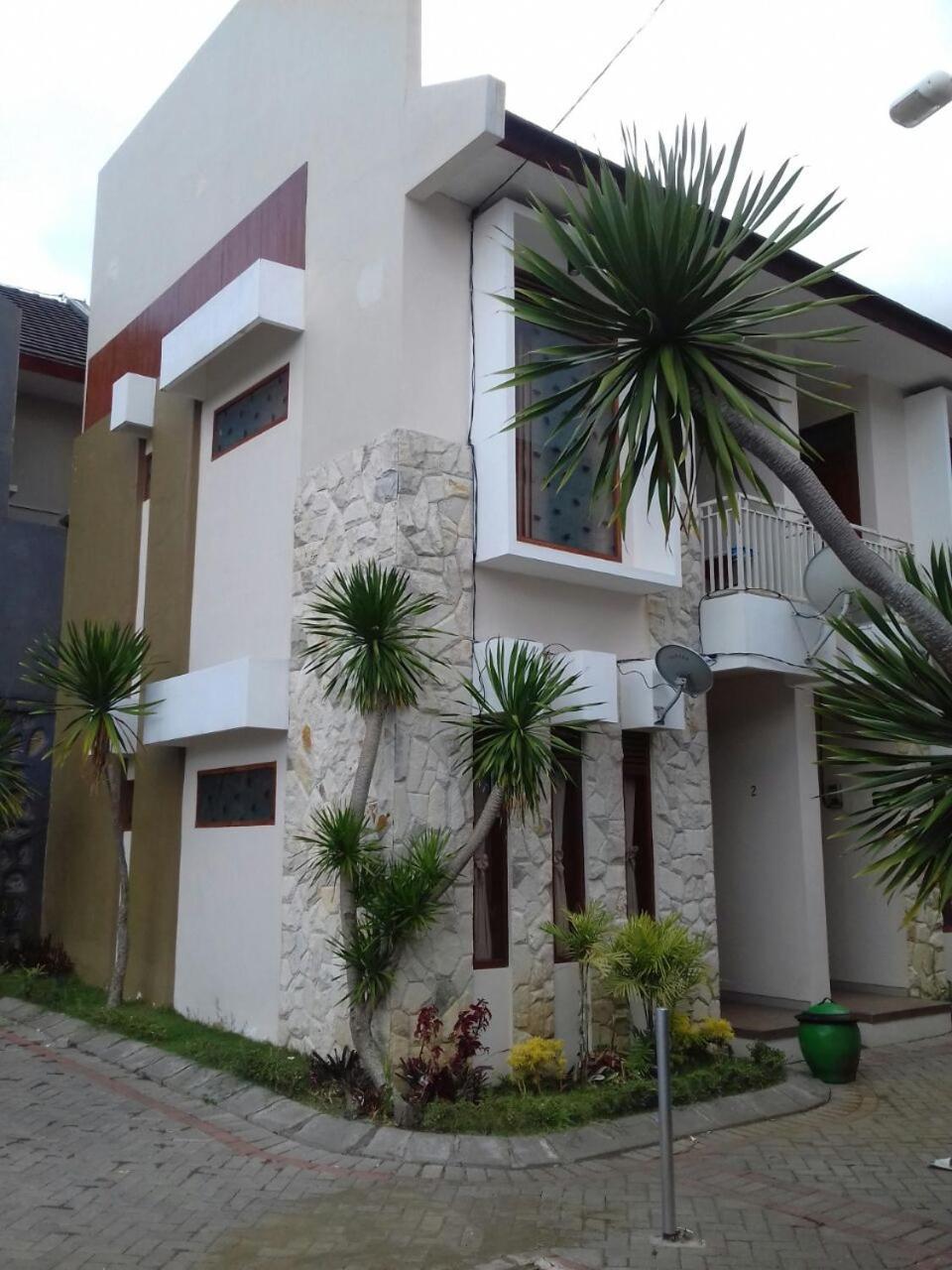 Villa Town House Batu Batu  Zewnętrze zdjęcie
